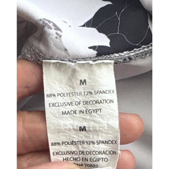 APANA Womens Size Medium Floral Cropped Athletic Workout Yoga Leggings Pants - Picture 6 of 6